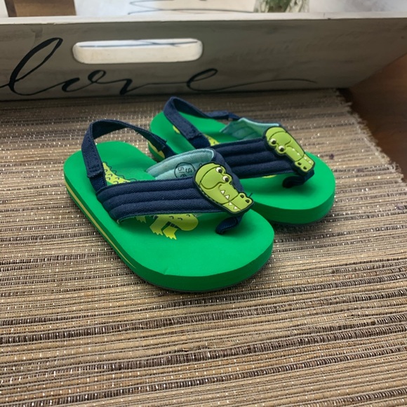 Sandal - Picture 3 of 3